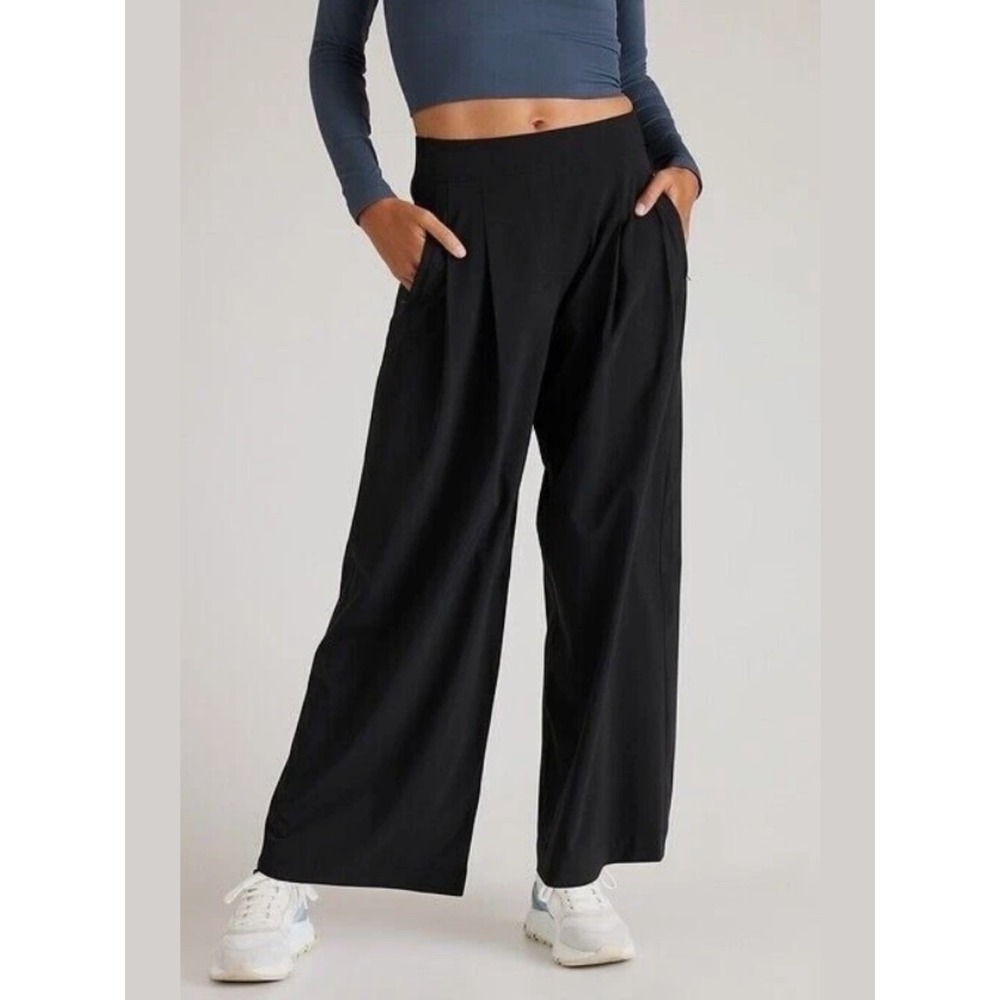 Athleta Pleated High Rise Wide Leg Pants 10 Tall Black Relaxed Pull On Trousers